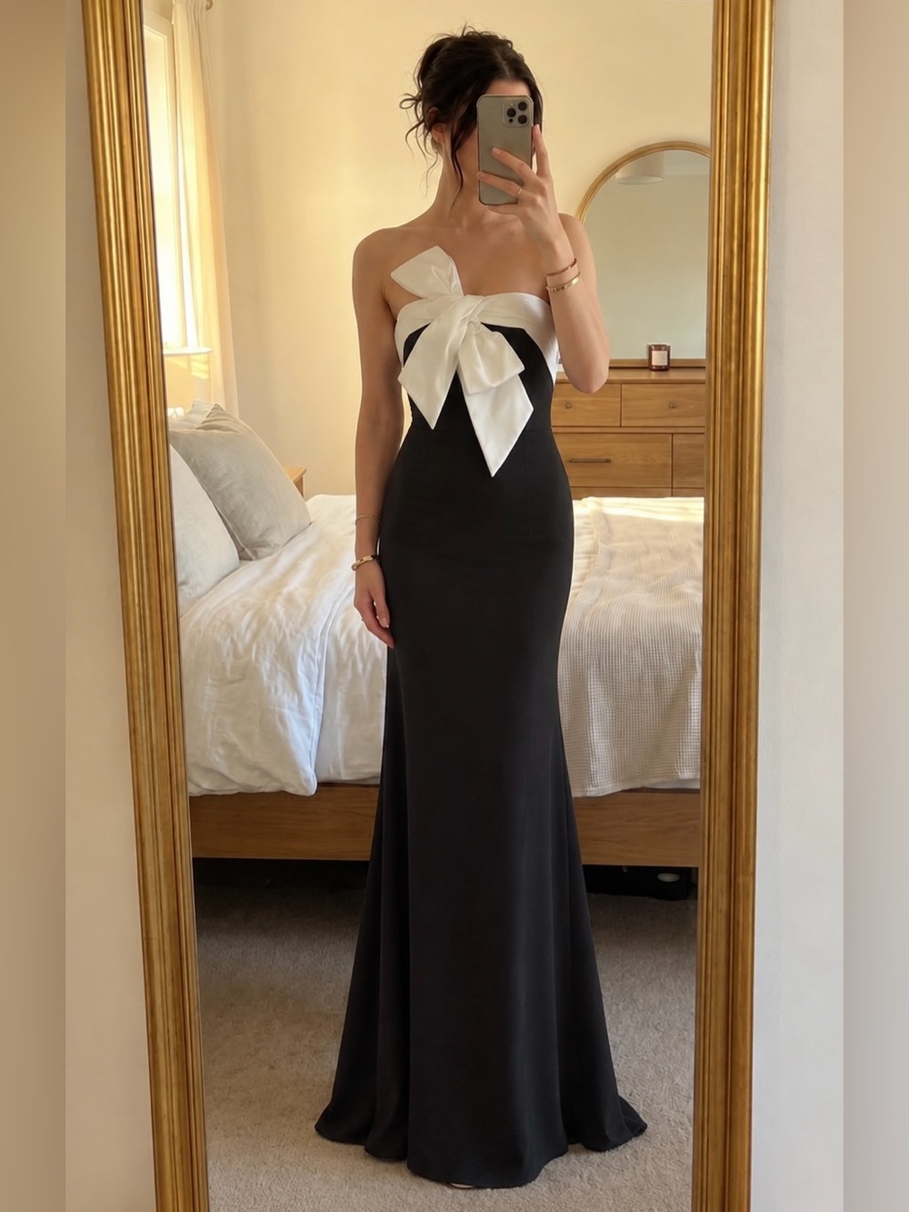 NWT Adrianna Papell Bow Front Knit Crepe Evening Gown Ivory Black Size 4